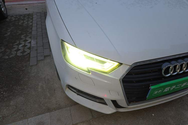 Used Audi A3 2019 Limousine 35 TFSI Fashion Edition China V standard Right Front Headlight