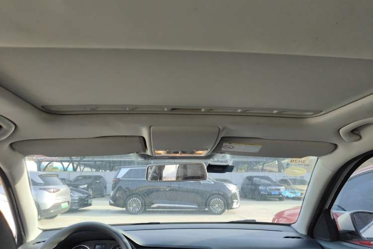 Used Volkswagen Lavida 2013 Restyled Classic 1.6L Automatic Comfort Edition Headliner