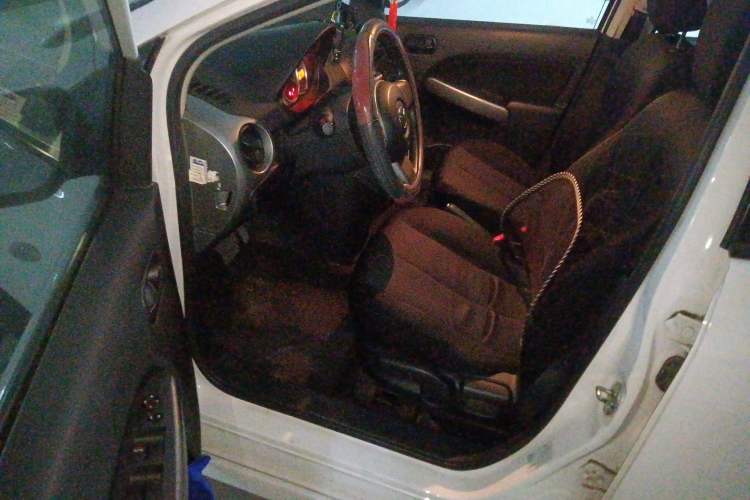 Used Mazda Mazda 2 2012 Hatchback Xuan Dong 1.5L Automatic Value Edition
