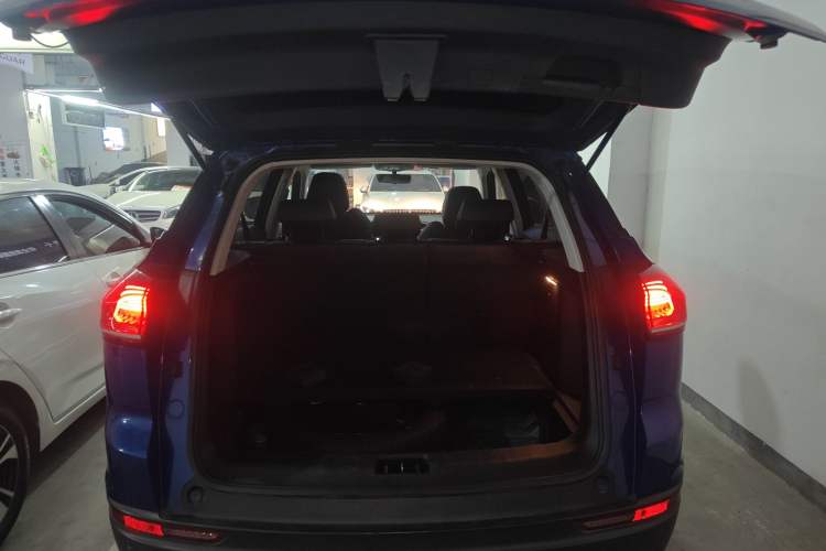 Used Geely Auto Emgrand X7 Sport 2020 1.8TD DCT Smart Connect PRO Trunk