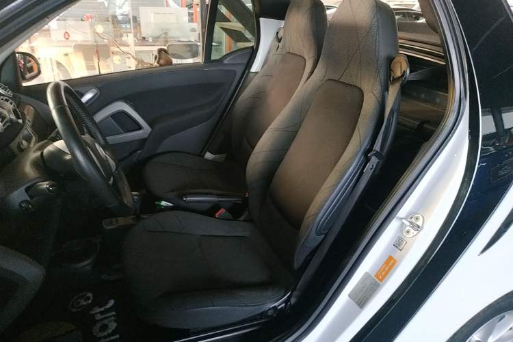 Used smart fortwo 2012 1.0 MHD Convertible Passion Edition
