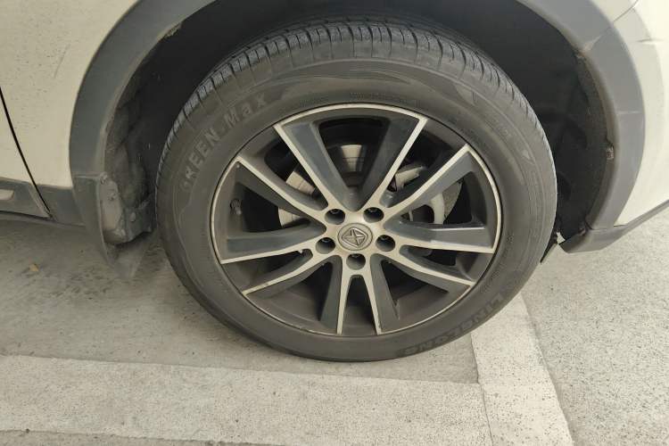 Used JMC Yusheng S330 2016 1.5L GTDi Automatic Two-Wheel Drive Flagship Edition