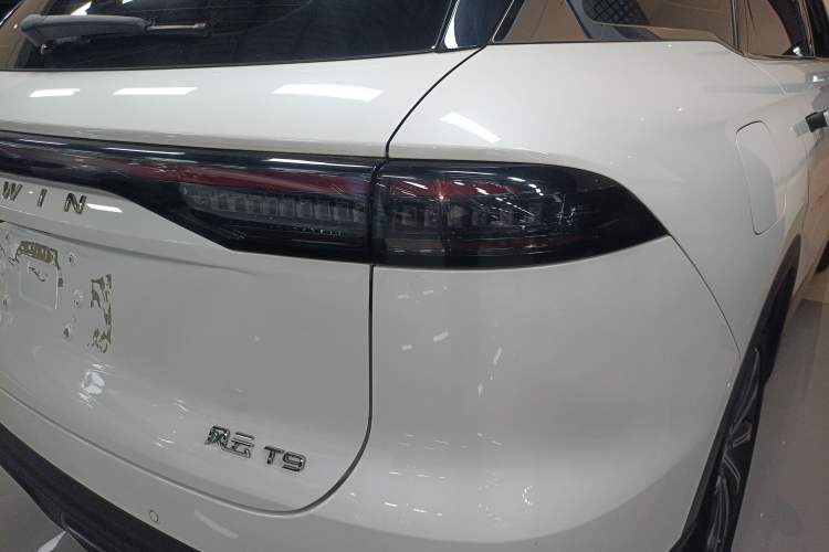 Used Chery Fengyun T9 2024 120 Long-Range Comfort Version 7 Seats Lithium Iron Phosphate Exterior 3