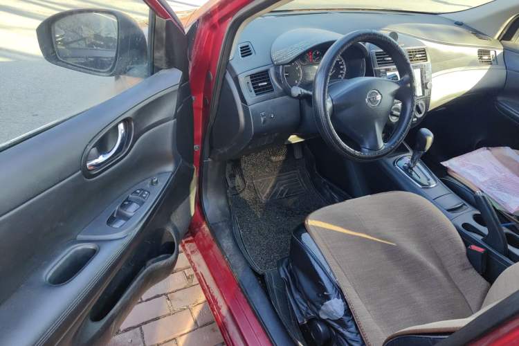 Used Nissan Tiida 2011 1.6L CVT Comfort Model