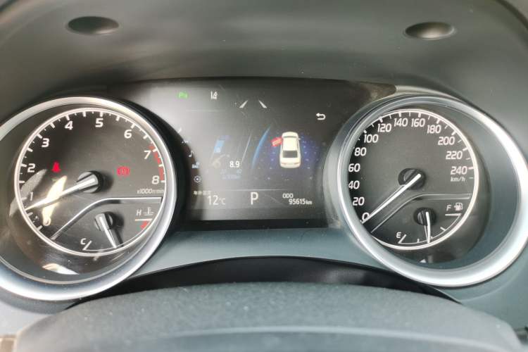 Used Toyota Camry 2018 2.5G Luxury Edition
