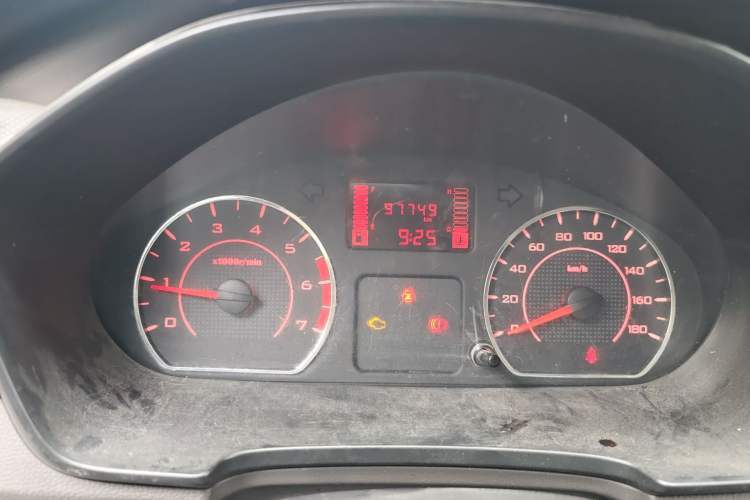 Used Wuling Hongguang V 2022 1.5L Jingqu Version Hydraulic Power Steering LAR Instrument Cluster