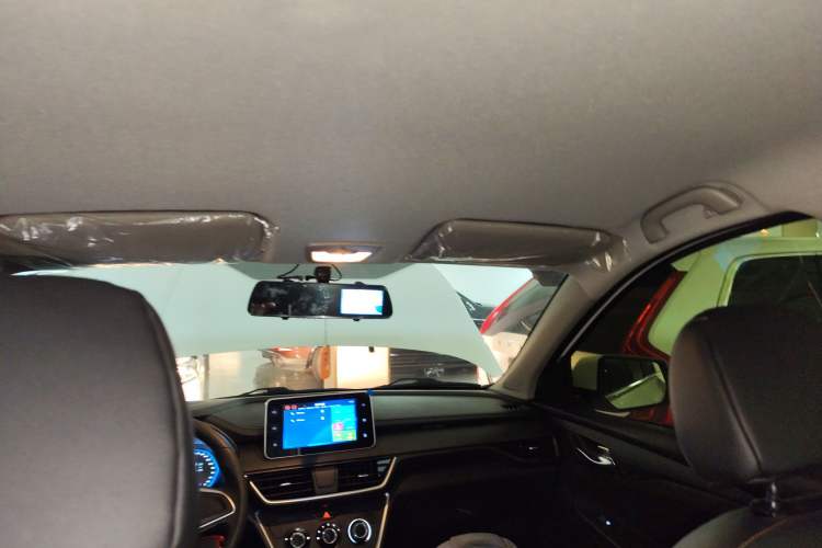 Used Wuling Hongguang S3 2019 1.5L Manual Comfort Model China VI Standard
