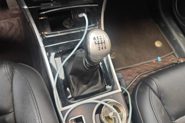 Used Haval H2 2016 Red-Label 1.5T Manual Two-Wheel Drive Luxury Model