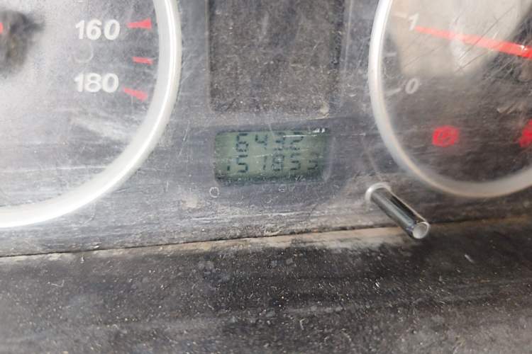 Used Dongfeng Xiaokang V29 2012 1.2L Standard Version
