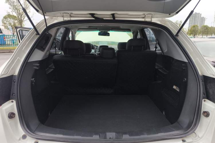 Used Luxgen Great 7 SUV 2015 2.2T Two-Wheel Drive Smart Version