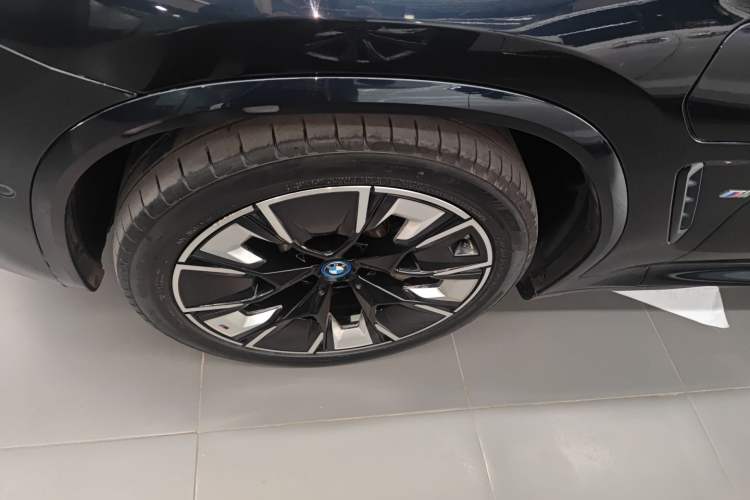 Used BMW iX3 2022 Leading Type
