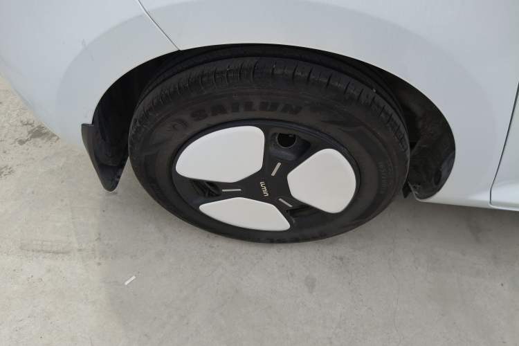 Used CHANGAN NEVO Lumin 2025 205km Refreshing Edition Exterior 5