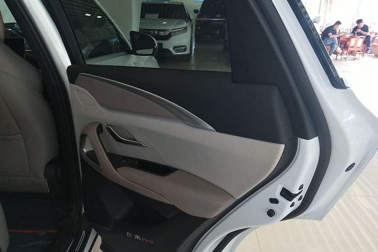 Used BYD Song Pro New Energy 2024 HONOR Edition DM-i 71KM Navigation Model