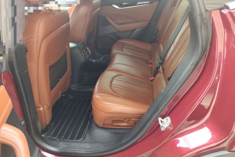 Used Maserati Levante 2016 3.0T Standard Edition Left Rear Seat