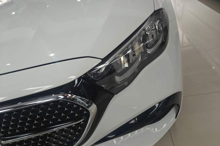 Used Mercedes-Benz E-Class 2024 E 300 Fashion Sport Edition
