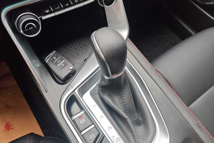 Used Geely Auto Binray 2019 200T DCT Binchi Edition Gear Lever