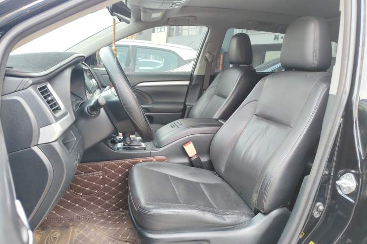 Used Toyota Highlander 2015 2.0T Four-Wheel Drive Luxury Edition 7-Seater