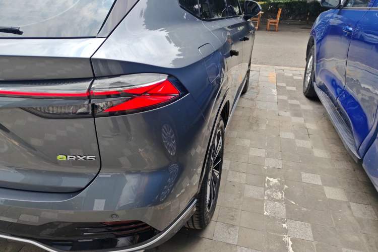 Used Roewe RX5 New Energy 2023 eRX5 Super Hybrid Premium Edition Exterior 3