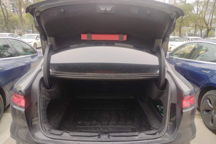 Used BYD Han 2024 EV Glory Edition 506KM Front-Wheel-Drive Premium Model
