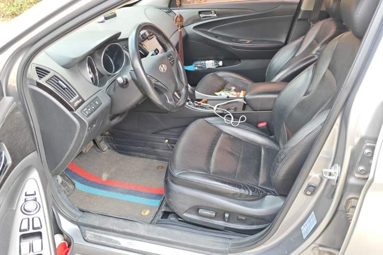 Used Hyundai Sonata 2013 2.4L Automatic Luxury Version China V Standard Driver Seat