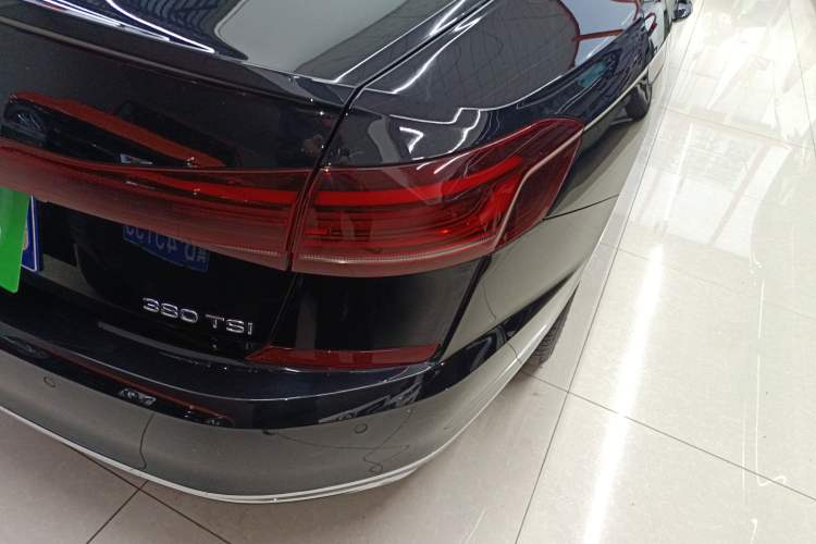 Used Volkswagen Passat 2024 380TSI Starry Dragon Edition Right Rear Taillight