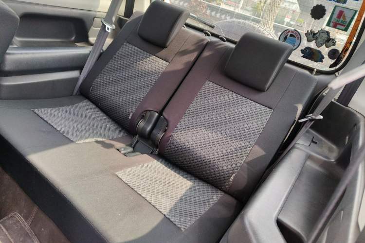 Used Suzuki Jimny 2015 1.3 AT JLX Left Rear Seat
