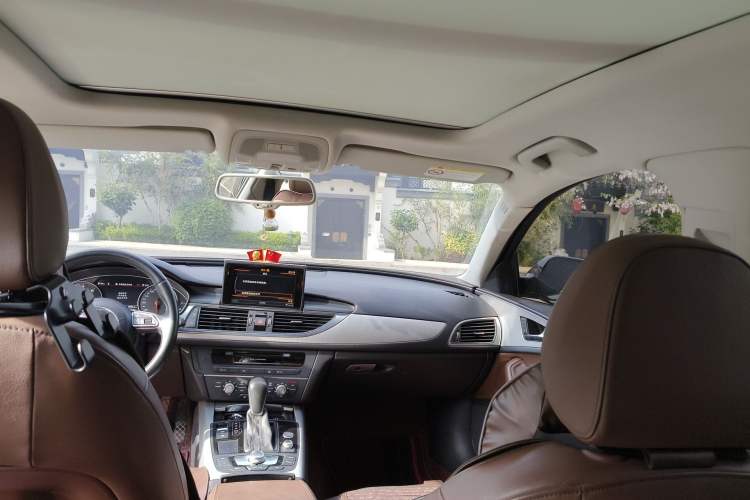 Used Audi A6L 2018 30th Anniversary Edition 35 TFSI Fashion Model
