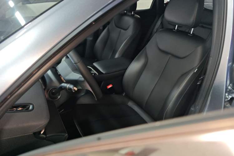 Used Baojun Yunhai 2024 140km Plug-in Hybrid Version