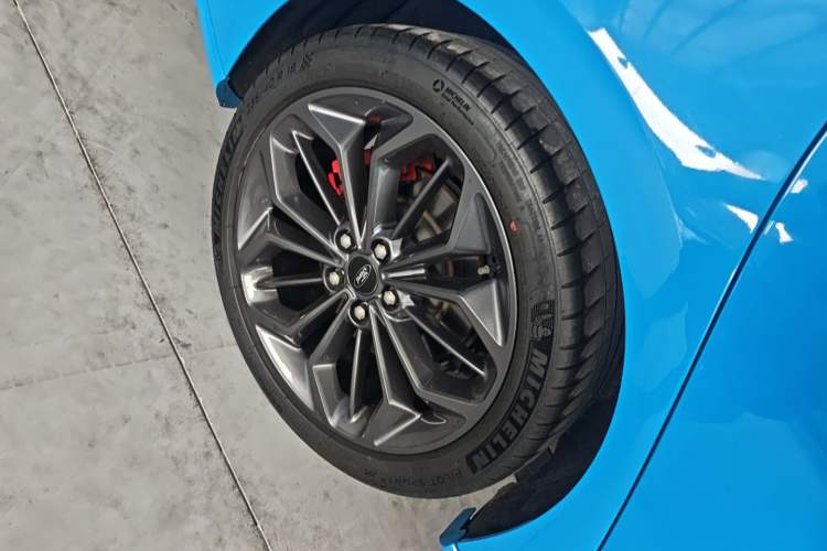 Used Ford Focus 2022 Sedan EcoBoost 180 Automatic ST Line