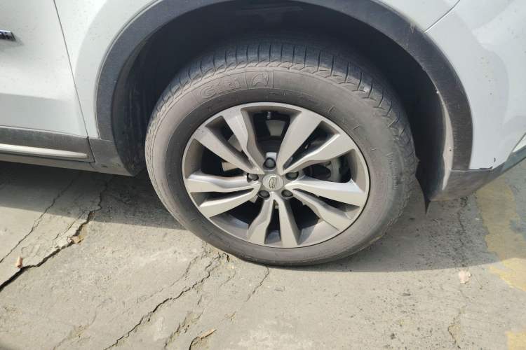 Used Geely Auto Emgrand X7 Sport 2016 1.8TD Automatic ZhiShang Model Exterior 7