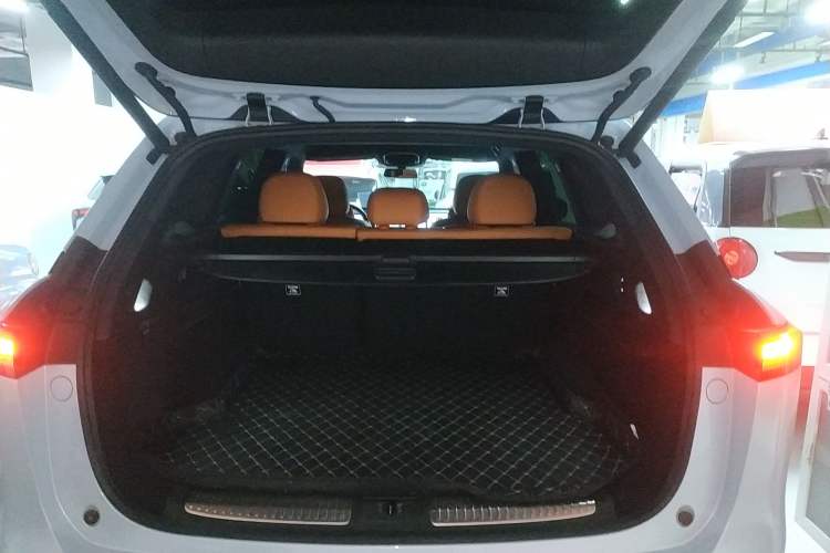 Used XPeng G9 2022 702 Pro Trunk