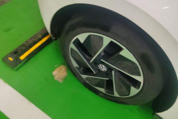 Used Volkswagen ID.3 2025 Smart Edition Outstanding Model Right Rear Wheel Hub