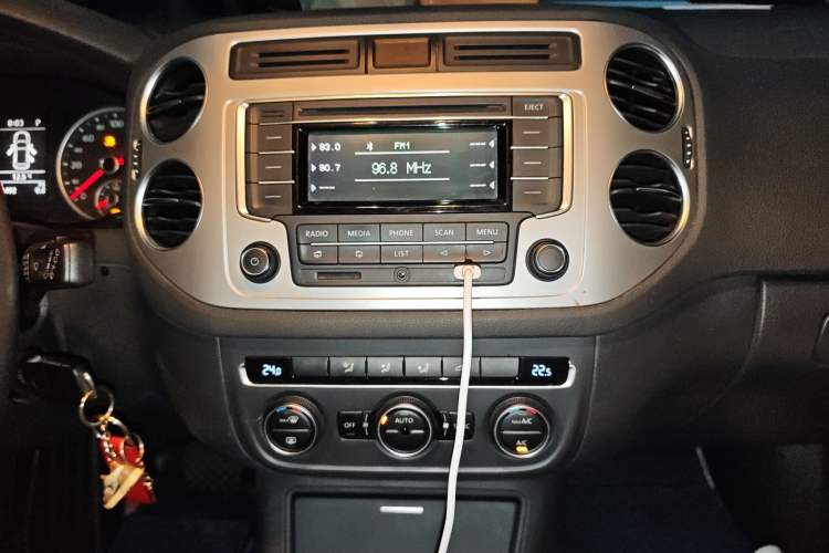 Used Volkswagen Tiguan L 2015 1.8TSI Automatic All-Wheel Drive Style Vision Edition
