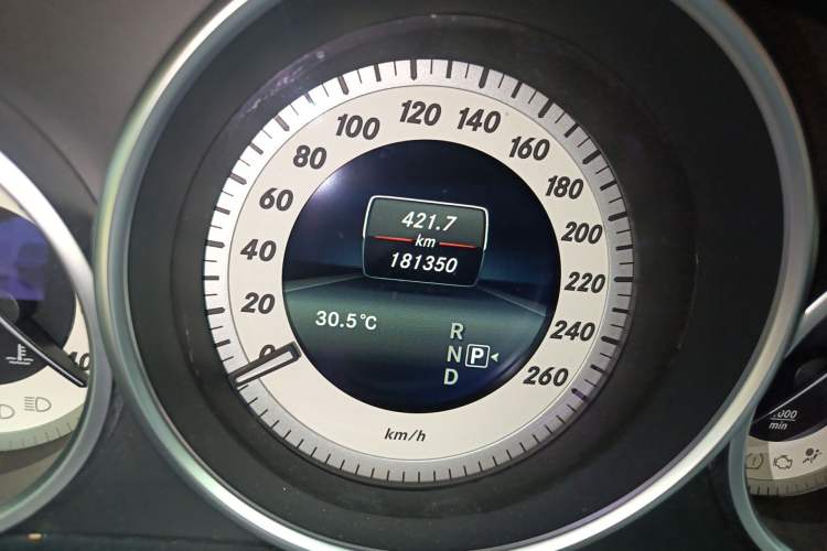 Used Mercedes-Benz E-Class 2015 Restyled E 260 L Sport Edition Odometer Close Up