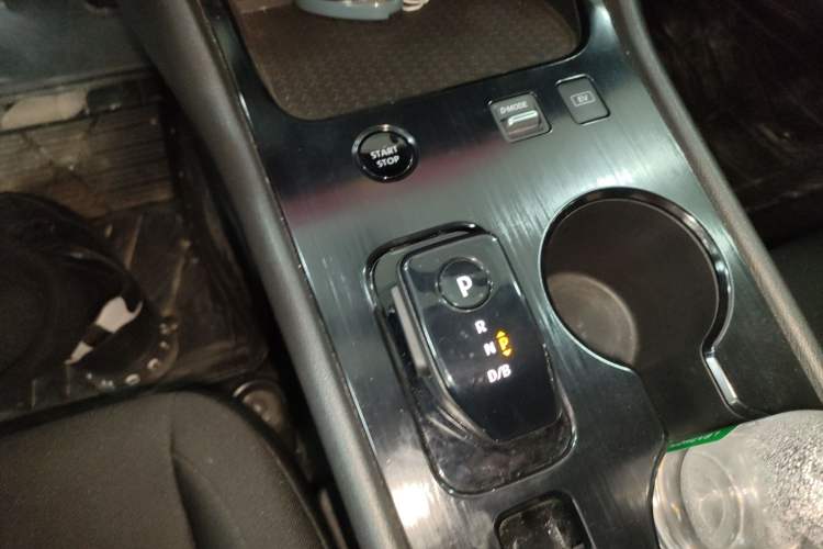 Used Nissan Sylphy 2022 All-Electric e-POWER Version with Large Display
