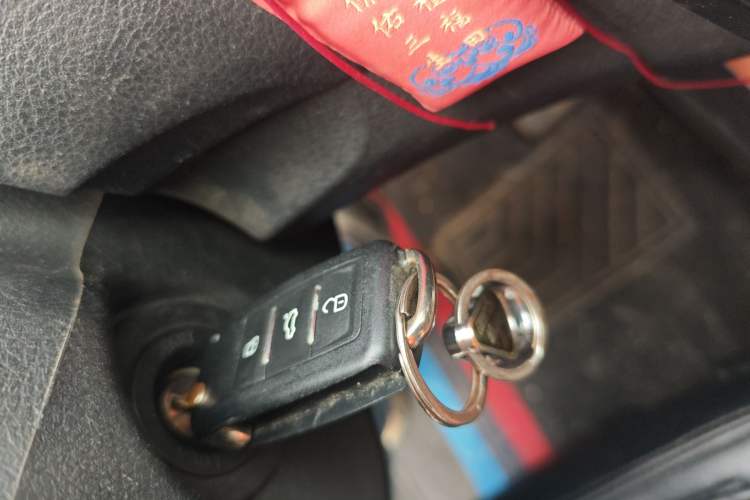 Used FORTHING Joyear X5 2013 1.6L Manual Luxury Model