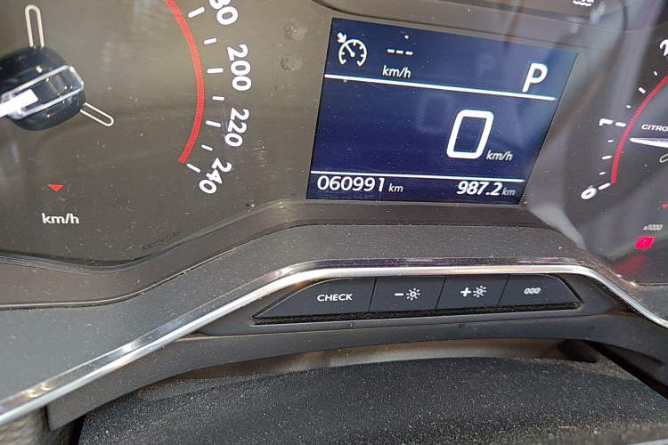 Used Citroen C6 2021 400THP Comfort Edition
