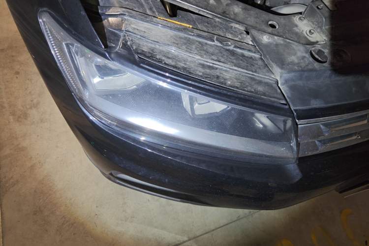 Used Volkswagen Tiguan L 2021 330TSI Automatic Two-Wheel Drive Smart Edition
