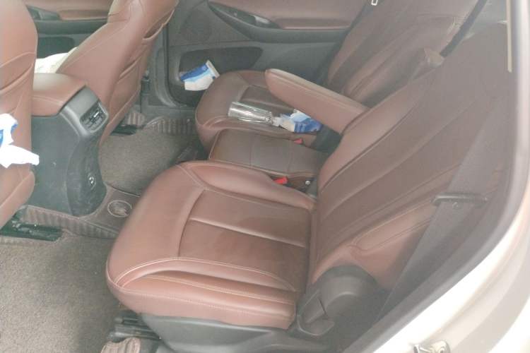 Used Buick GL6 2019 18T 6-Seater Connected Luxury Version China VI Standard