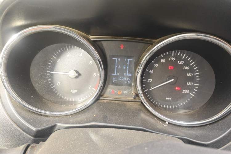 Used HYOSOW S3 2015 1.8L Prestige Version China V Emission Standard Instrument Cluster