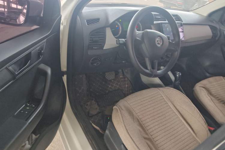 Used Skoda Fabia 2017 1.4L Automatic Car Enjoy Edition Driver Seat