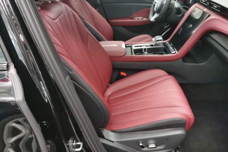 Used Hongqi H5 2025 1.5T DCT Xuan Ying Edition Right Front Seat