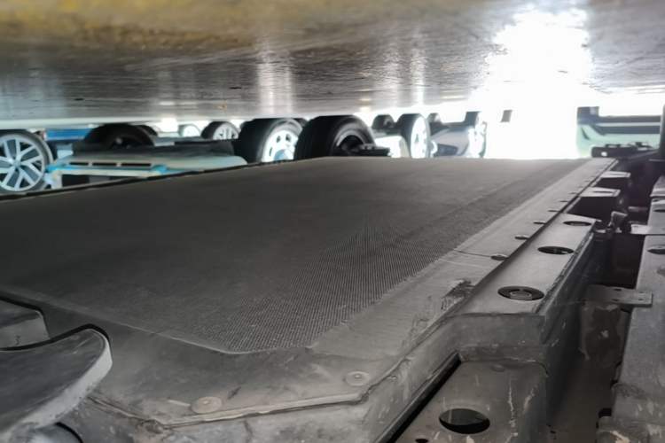 Used BYD Dolphin 2021 405 km Fashion Edition Right Side Sill