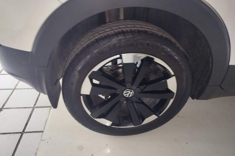 Used Volkswagen Tacqua 2021 1.5L Automatic Yue Zhi Lian Edition Right Rear Wheel Hub
