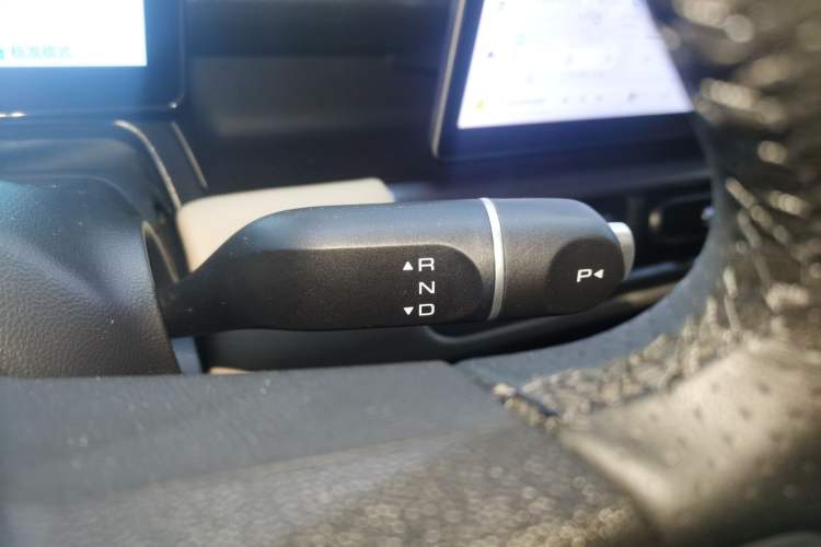 Used Wuling Bingo PLUS 2024 330 km Range Five-Seater Version