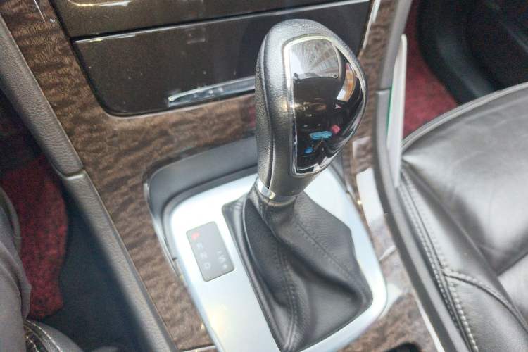 Used Ford Mondeo 2011 2.3L Luxury Model