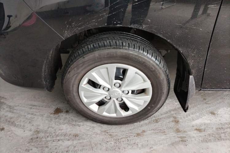 Used JAC Refine M3 2023 1.8L 7/8-Seater Smart Connectivity Version