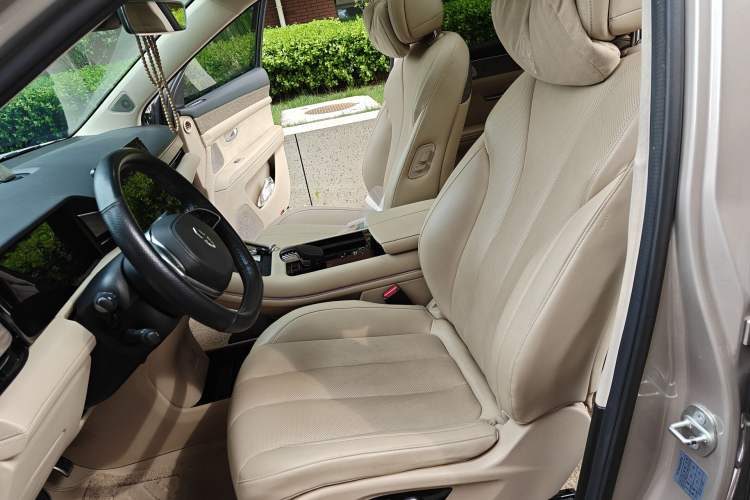 Used Hima AITO M7 2022 1.5T Rear-Drive Comfort Edition Left Front Seat