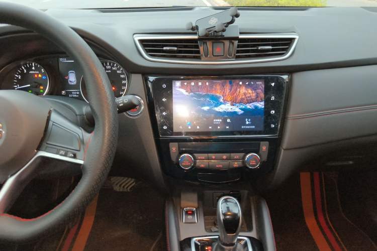 Used Nissan Qashqai 2022 2.0L CVT XV Smart Enjoyment Version
