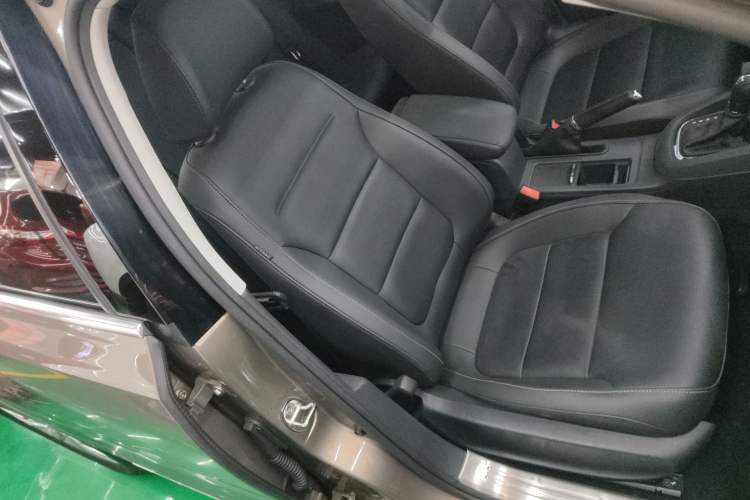 Used Volkswagen Sagitar 2016 230TSI 25th Anniversary Edition
